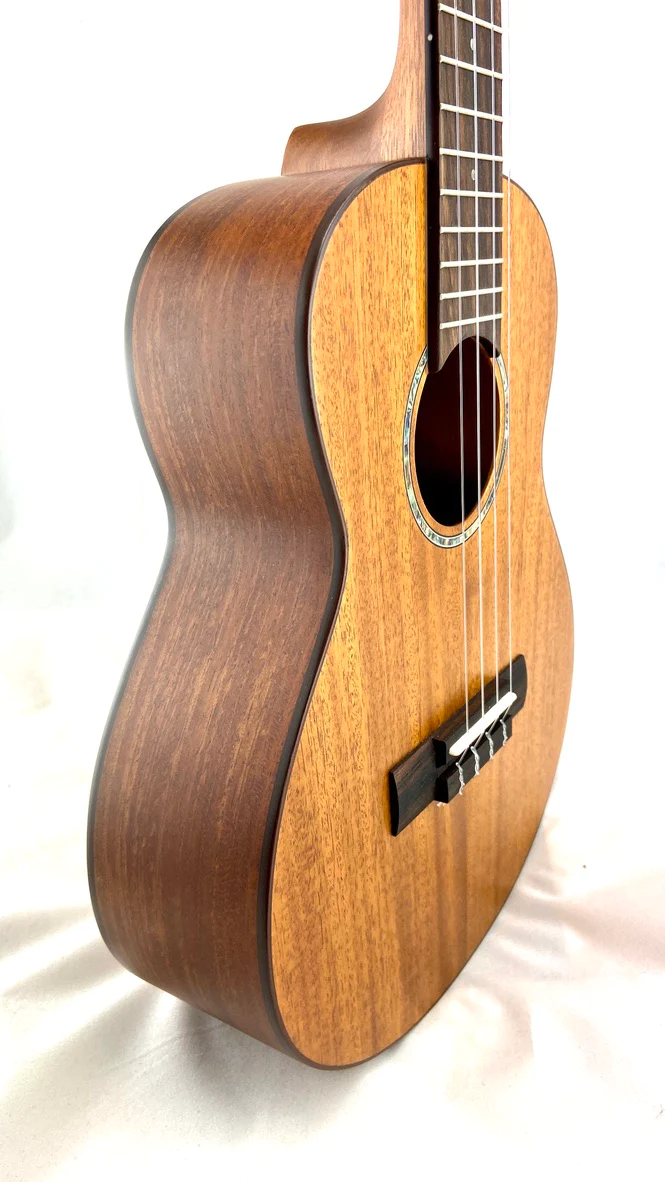 aNueNue T3 Tenor Ukulele   