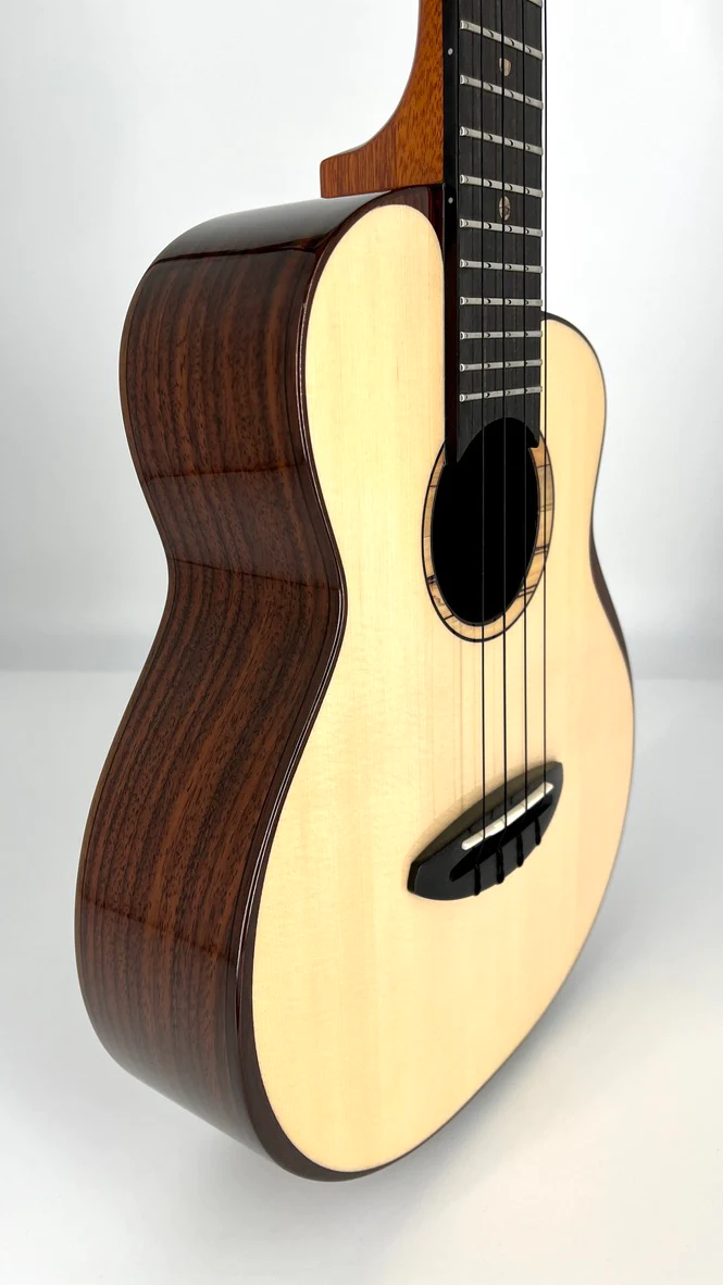 aNueNue UT200 Moonbird Tenor