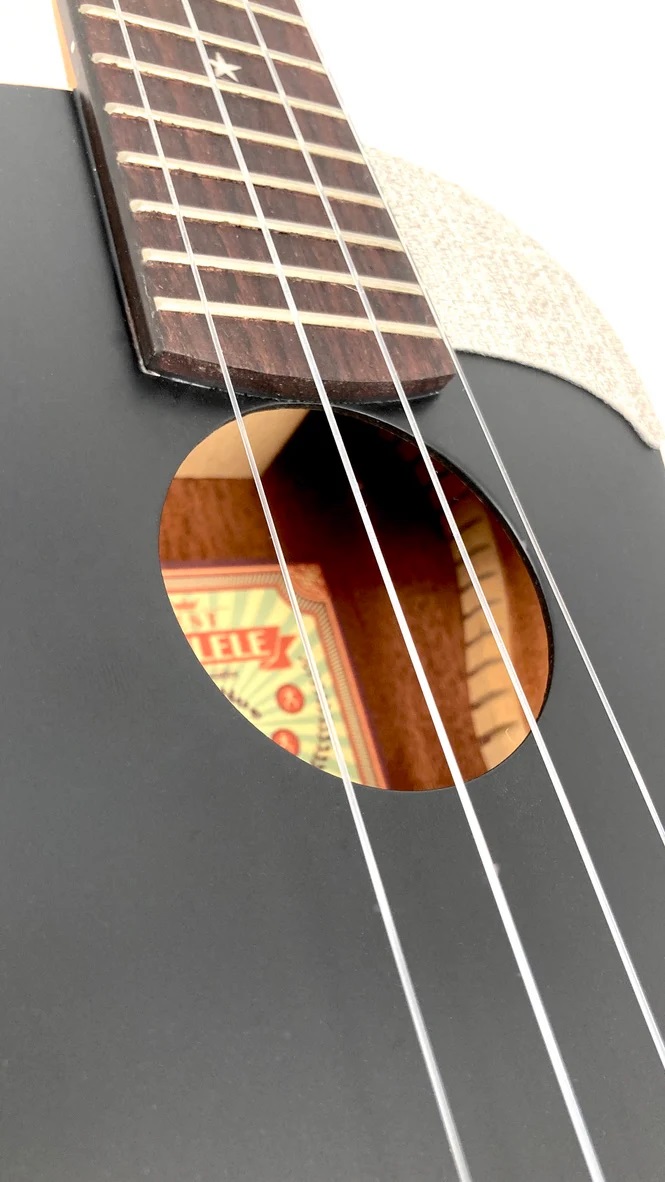 aNueNue US10, black beauty aNueNue US10, black beauty