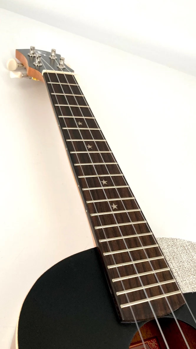 aNueNue UC10, black beauty aNueNue UC10, black beauty